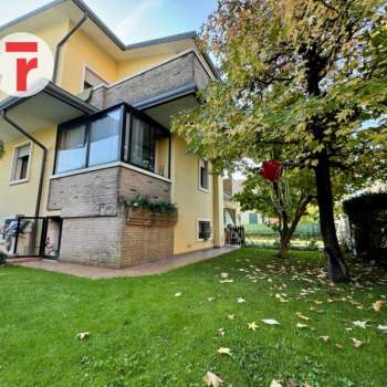 Bifamiliare in vendita a Cadoneghe (Padova)