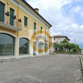 Negozio in affitto a Ros&agrave; (Vicenza)