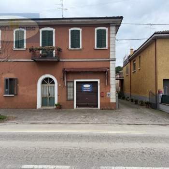 Bifamiliare in vendita a Argenta (Ferrara)