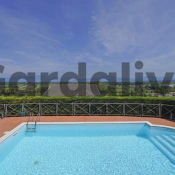 Villa in vendita a Peschiera del Garda (Verona)