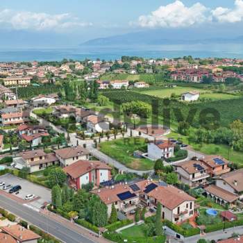 Casa a schiera in vendita a Sirmione (Brescia)