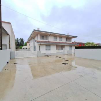 Trifamiliare in vendita a Rovigo (Rovigo)