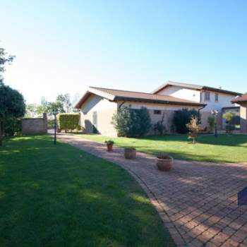 Bifamiliare in vendita a Castenedolo (Brescia)