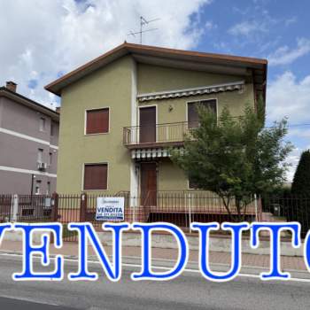 Appartamento in vendita a Villafranca di Verona (Verona)