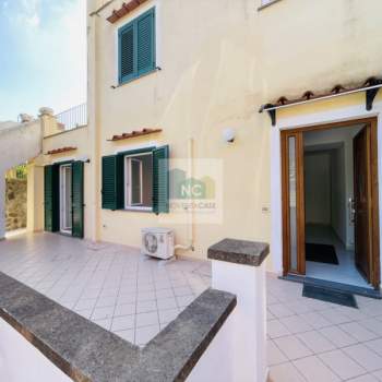 Appartamento in vendita a Barano d'Ischia (Napoli)