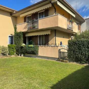 Appartamento in vendita a Sommacampagna (Verona)