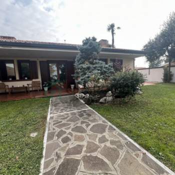 Villa in vendita a Eraclea (Venezia)