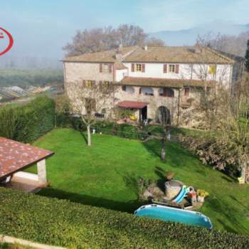 Villa in vendita a Bucine (Arezzo)