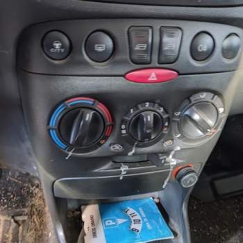 Comandi riscaldamento FIAT PUNTO 2  del 2002