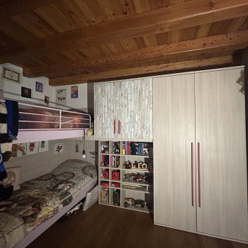 cameretta con letto a castello