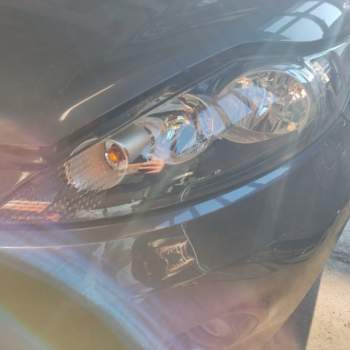 Proiettore sinistro FORD FIESTA  del 2009