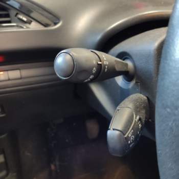 Devioluci / tergi cristallo PEUGEOT 208  del 2017