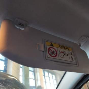 Aletta parasole destra PEUGEOT 208  del 2017