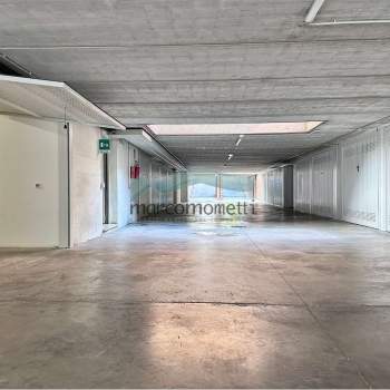 BOX AUTO  50 MQ IN POSIZIONE COMODA E RISERVATA a Cordignano