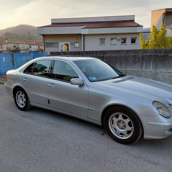 Mercedes E220 CDI W211 &ndash; Auto Vera, per Chi la Sa Apprezzare