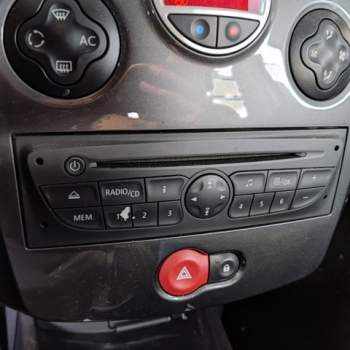 Autoradio RENAULT CLIO  del 2011