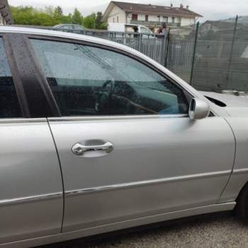 Porta anteriore dx nuda LANCIA THESIS  del 2003