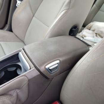 Poggia braccio VOLVO S60  del 2010
