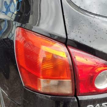 Fanale posteriore sx NISSAN QASHQAI 2010
