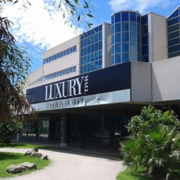Negozio in vendita a Olbia (Sassari)