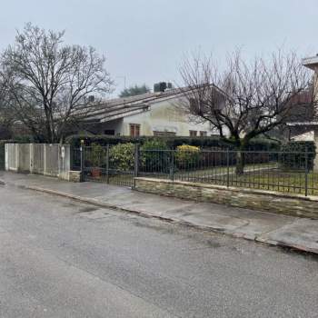 Bifamiliare in vendita a Vicenza (Vicenza)