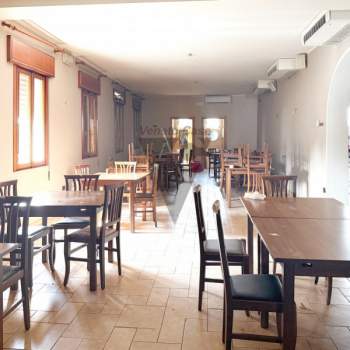 Attivita commerciale in affitto a Camponogara (Venezia)