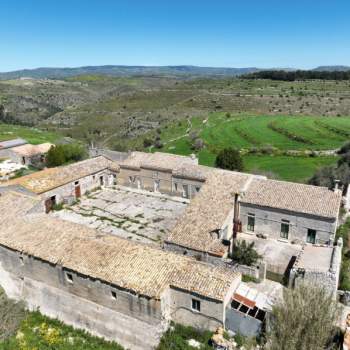 Villa in vendita a Ragusa (Ragusa)