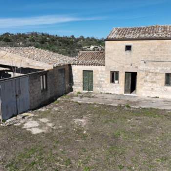 Casa singola in vendita a Ragusa (Ragusa)