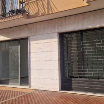 Magazzino in vendita a San Bartolomeo al Mare (Imperia)