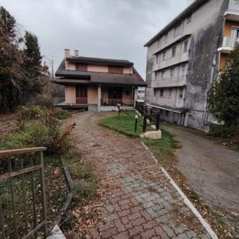 Bifamiliare in vendita a Serravalle Sesia (Vercelli)