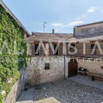Rustico in vendita a Calvagese della Riviera (Brescia)