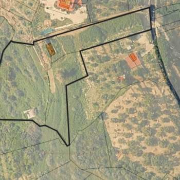 Terreno in vendita a Condr&ograve; (Messina)