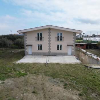 Magazzino in vendita a Milazzo (Messina)