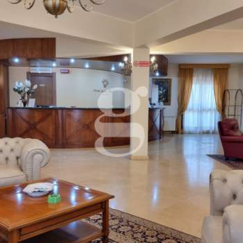 Hotel - albergo in vendita a Falcone (Messina)