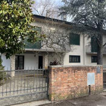 Villa in affitto a Mirano (Venezia)