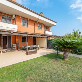 Casa a schiera in vendita a Roma (Roma)