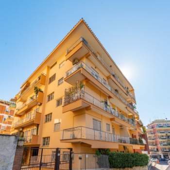 Appartamento in vendita a Roma (Roma)