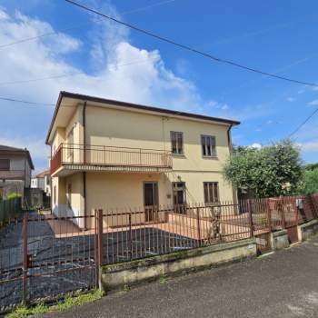 Bifamiliare in vendita a Este (Padova)