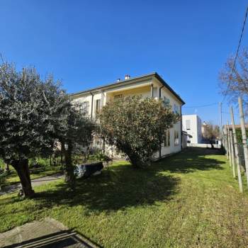 Bifamiliare in vendita a Este (Padova)