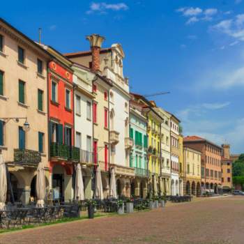 Negozio in vendita a Este (Padova)