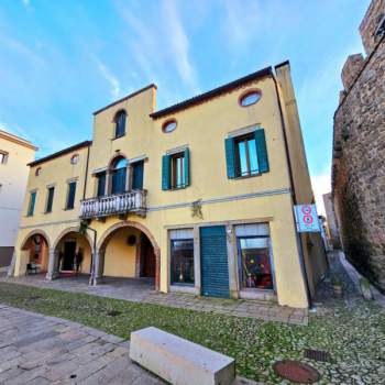 Negozio in vendita a Monselice (Padova)