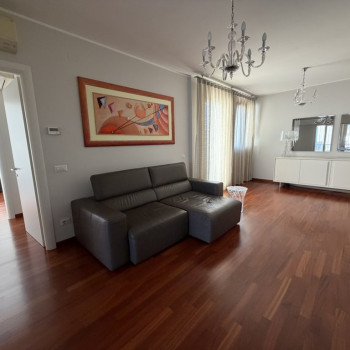 ORIAGO Appartamento con 2 camere matrimoniali e 2 bagni 