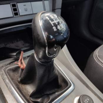 Leva cambio FORD FOCUS 1560cc diesel  del 2008