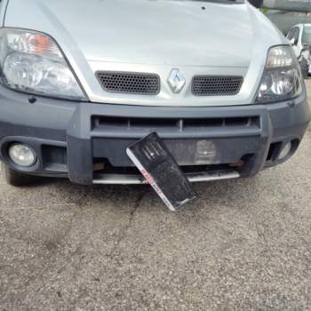 Paraurti ant RENAULT MEGANE SCENIC RX4 2001