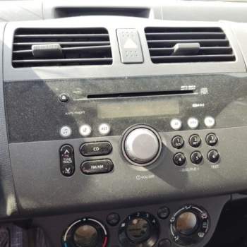 Autoradio SUZUKI SWIFT  del 2009