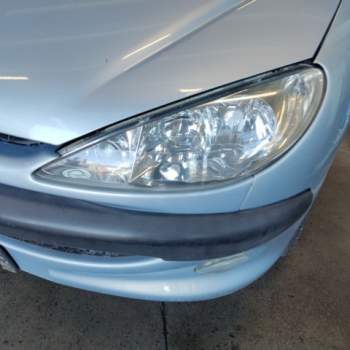 Proiettore sinistro PEUGEOT 206  del 2004