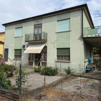 MALCONTENTA CASA SINGOLA GIA' DIVISA IN 2 UNITA' ABITATIVE