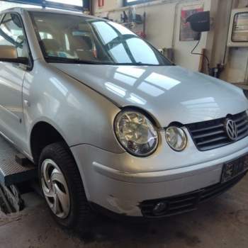 Ricambi VOLKSWAGEN POLO 1200cc benzina  del 2004