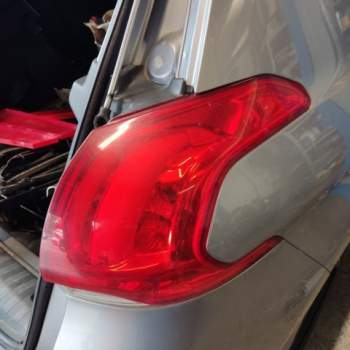 Fanale posteriore destro PEUGEOT 2008  del 2014