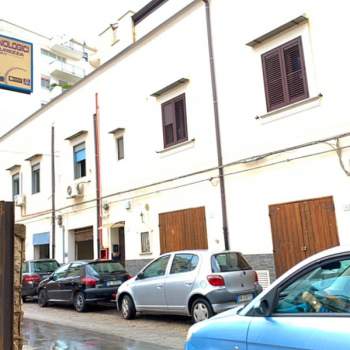 Magazzino in affitto a Palermo (PA)